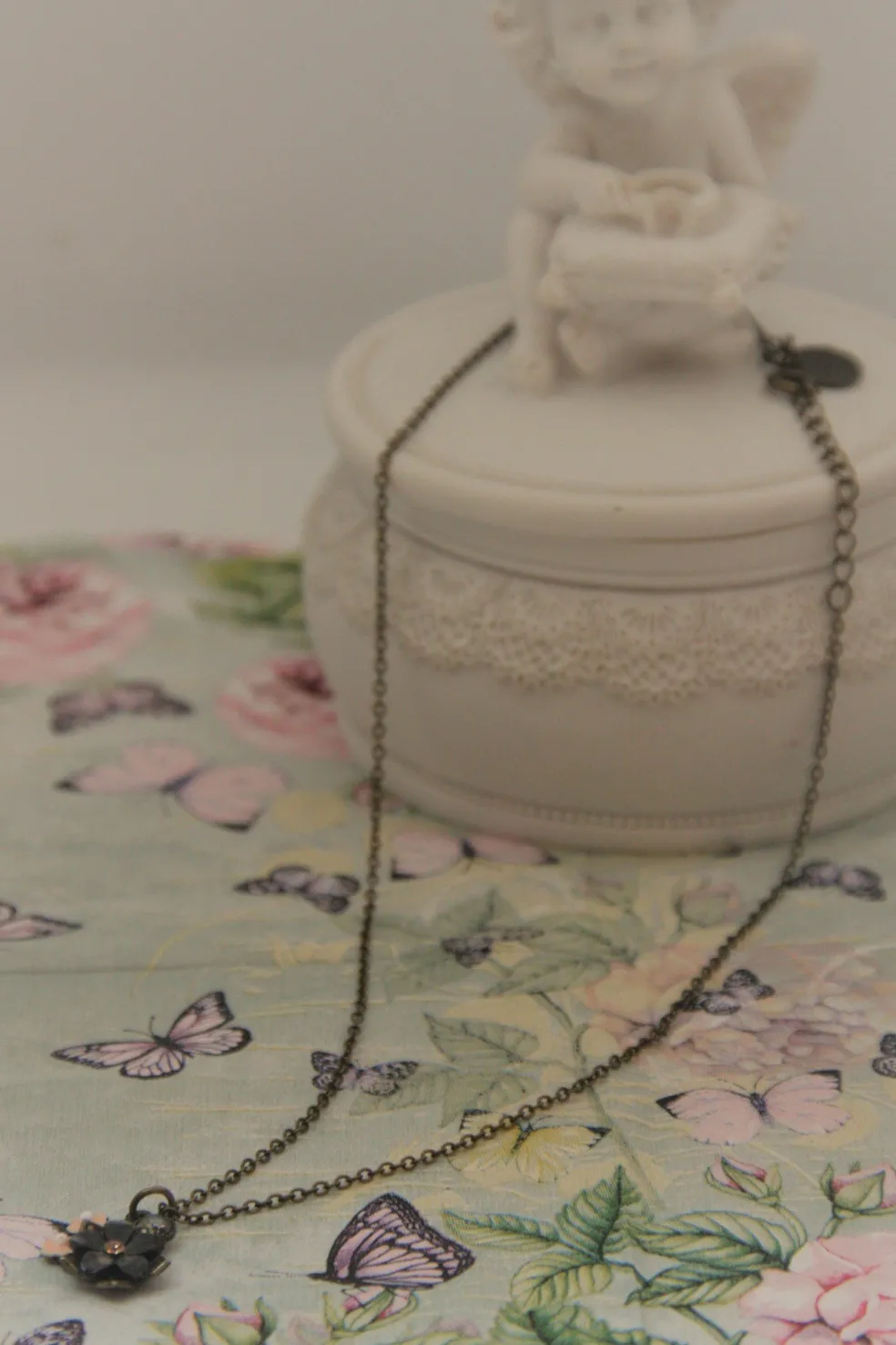 Amberhoeve Fijne ketting van Eric & Lydie met bloemen> Kettingen